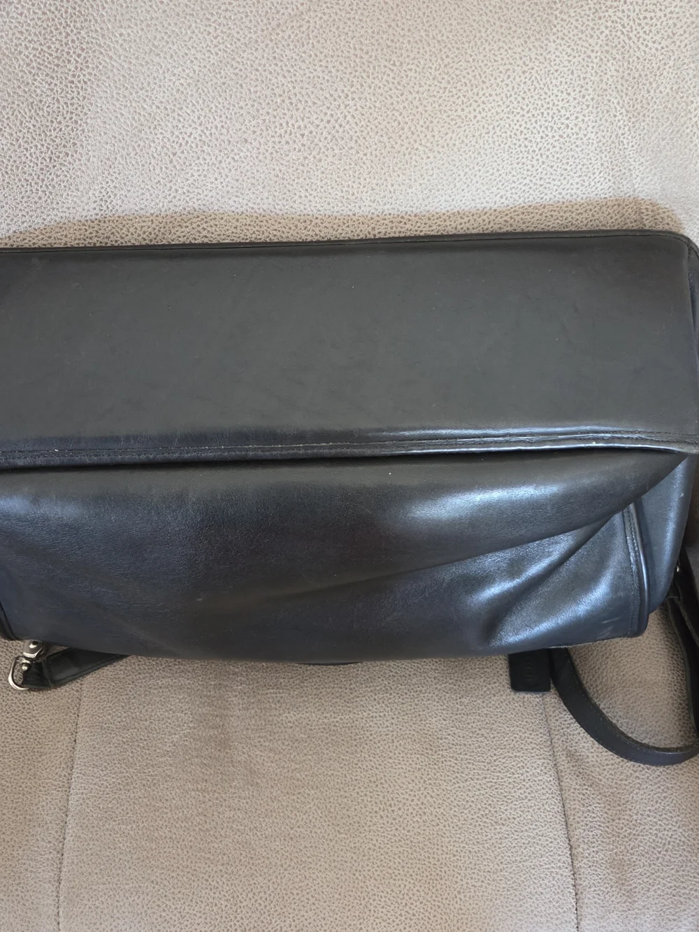 Vintage Coach Black Leather Laptop Briefcase w/Shoulder Strap, for man or woman